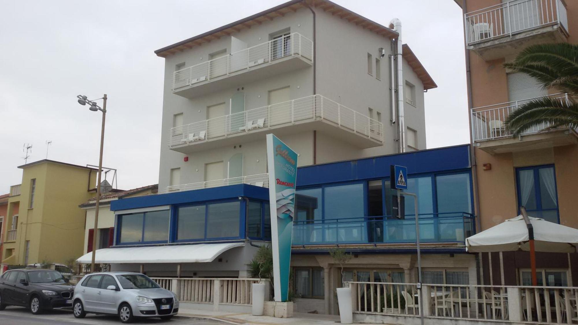 Gabbiano Hotel 시비타노바 마르셰 외부 사진