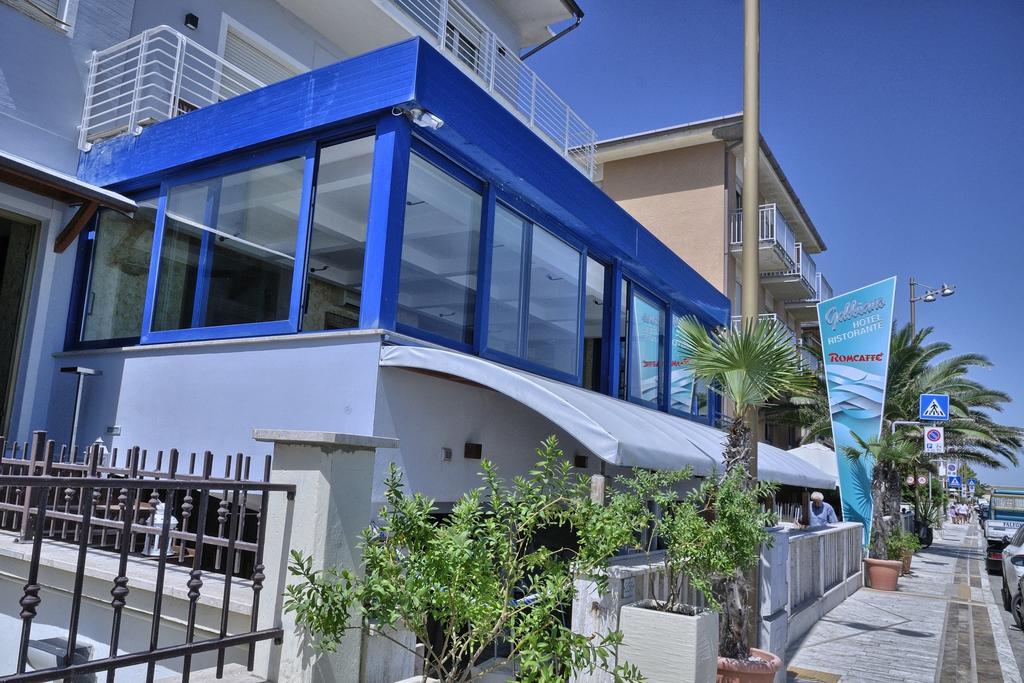 Gabbiano Hotel 시비타노바 마르셰 외부 사진