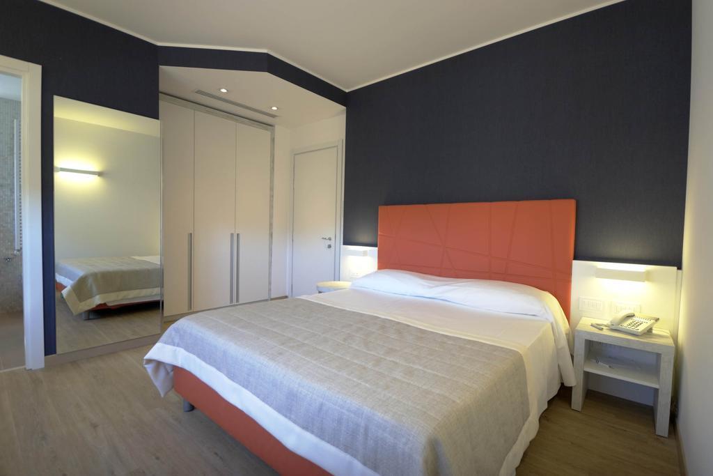 Gabbiano Hotel 시비타노바 마르셰 외부 사진