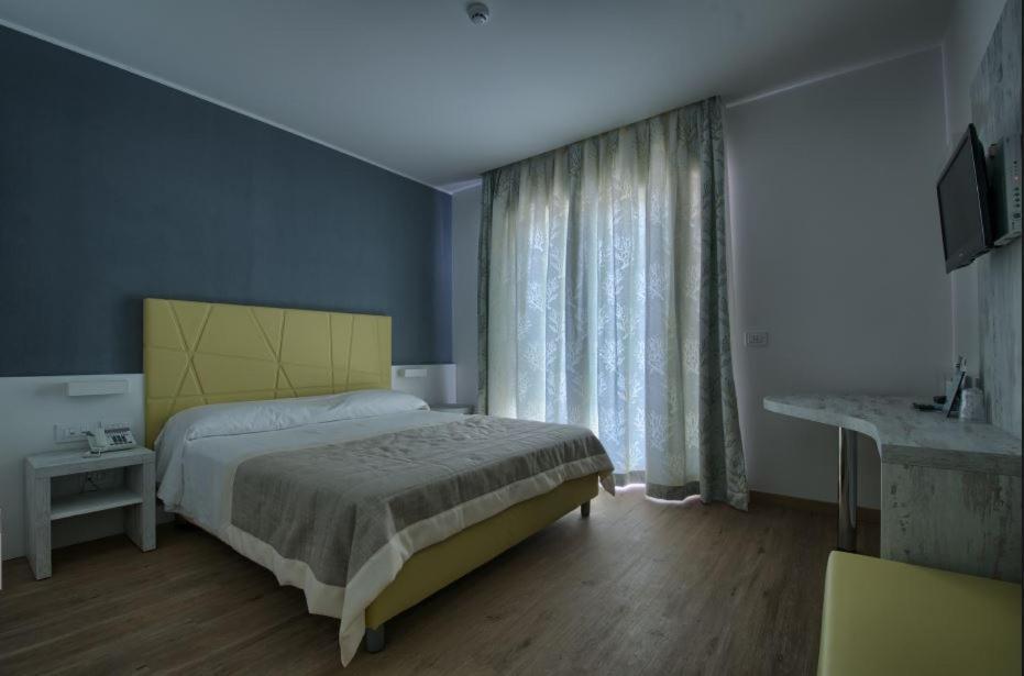 Gabbiano Hotel 시비타노바 마르셰 외부 사진